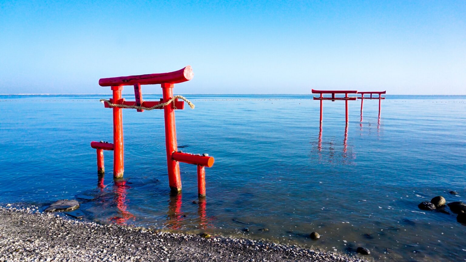 大魚神社の海中鳥居:佐賀・太良町にある大魚神社の物語│佐賀 | 謎のツーリング組織